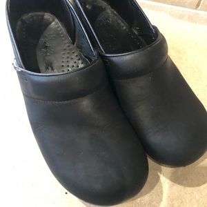 Dansko Clogs- Sz 40
